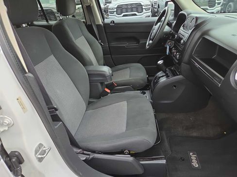 Used 2013 Jeep Patriot Sport FWD image 22