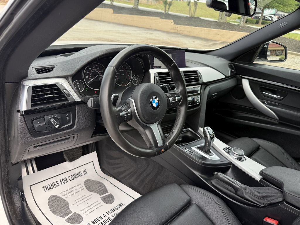 Used 2018 BMW 330i Gran Turismo xDrive AWD/4WD image 18