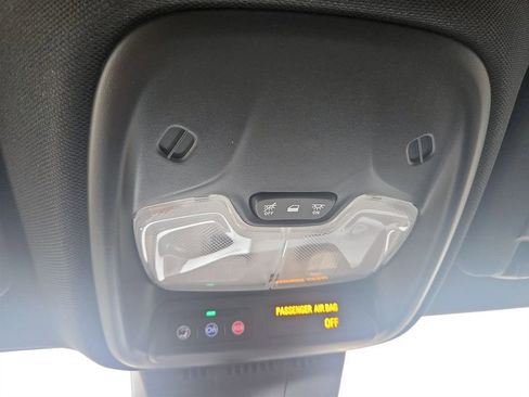 New 2026 GMC Canyon Elevation w/ Convenience Package image 22