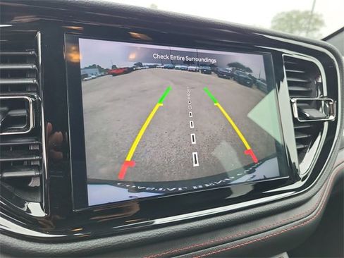 Used 2024 Dodge Durango GT image 24