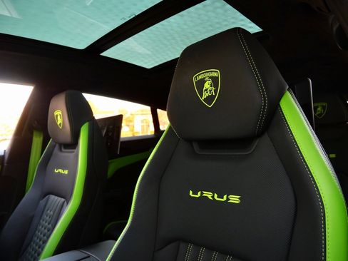 Used 2023 Lamborghini Urus S image 20