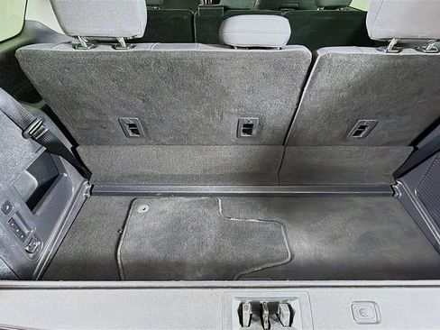 Used 2025 Ford Expedition Active AWD/4WD image 16