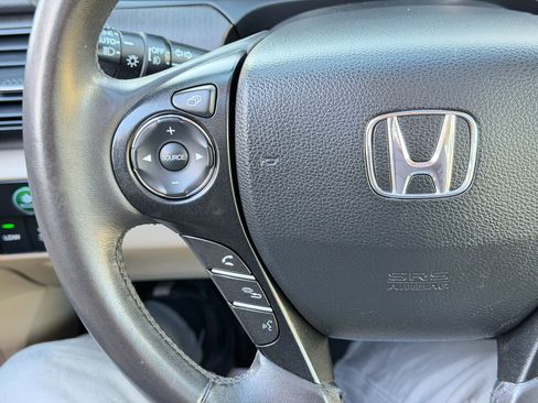 Used 2013 Honda Accord EX-L image 69