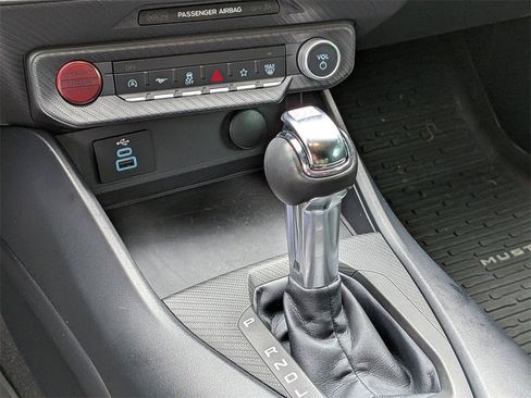 Used 2024 Ford Mustang Coupe image 17