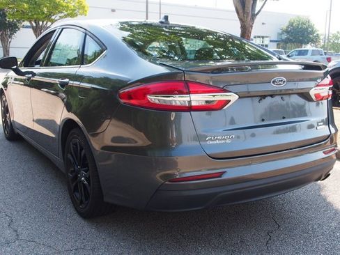 Certified 2020 Ford Fusion SE w/ Equipment Group 151A FWD image 5