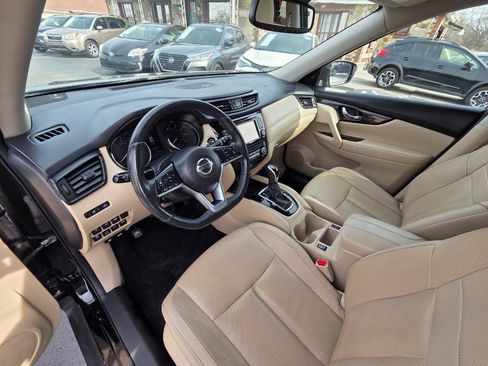 Used 2017 Nissan Rogue SL image 13