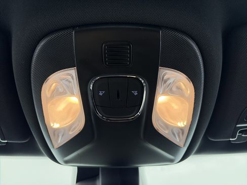 Used 2024 Jeep Compass Trailhawk image 29