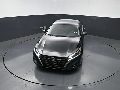 Used 2023 Nissan Altima 2.5 S FWD image 18