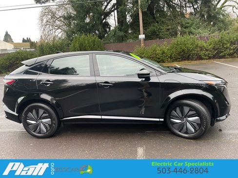 Used 2023 Nissan Ariya AWD image 12