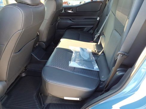 New 2026 Toyota Land Cruiser image 5