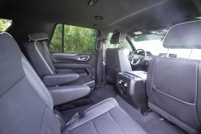 Used 2023 GMC Yukon SLT AWD/4WD image 22