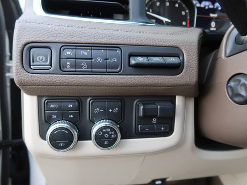 Certified 2021 GMC Yukon Denali w/ Denali Ultimate Package image 17