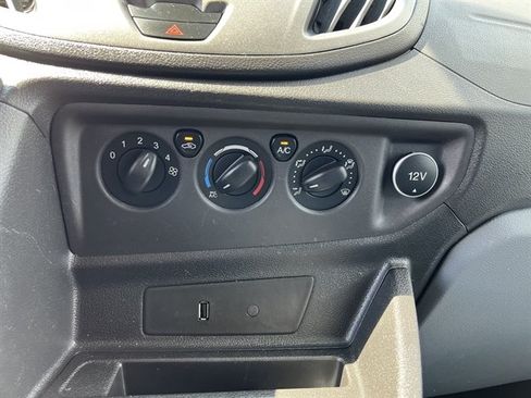 Used 2018 Ford Transit 150 XL RWD image 26