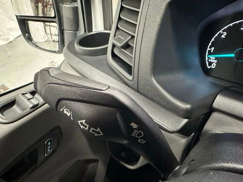 Used 2024 Ford Transit 350 XLT image 21