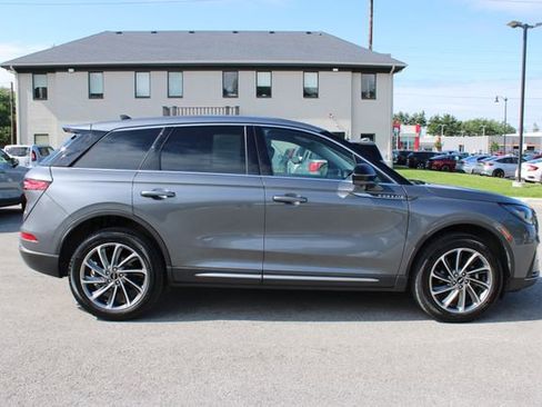 Used 2024 Lincoln Corsair AWD w/ Equipment Group 101A image 6