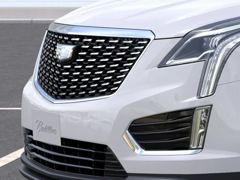 New 2026 Cadillac XT5 Luxury w/ LPO, Red Accent Package AWD/4WD image 13