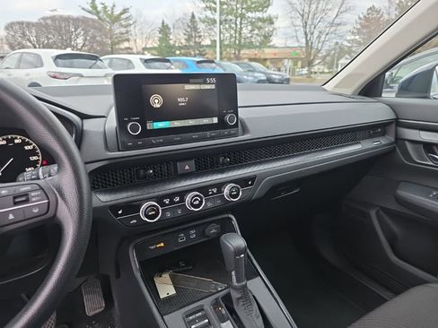 Certified 2024 Honda CR-V EX image 21