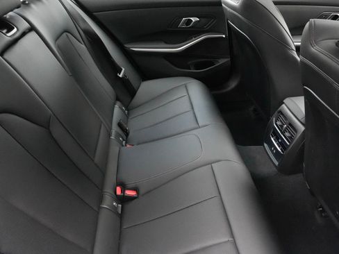 Used 2025 BMW 330i xDrive Sedan image 37