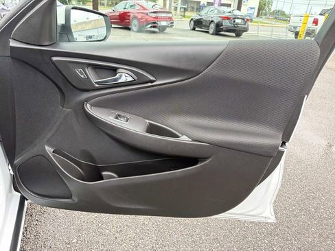Used 2023 Chevrolet Malibu LT FWD image 15