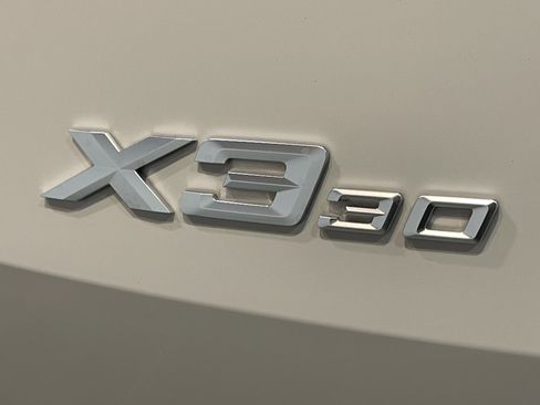 Used 2025 BMW X3 xDrive30i w/ Convenience Package image 24