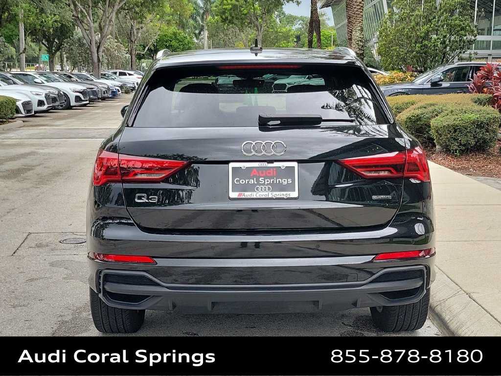 Certified 2024 Audi Q3 2.0T Premium AWD/4WD image 13