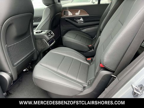 New 2025 Mercedes-Benz GLS 450 4MATIC image 15