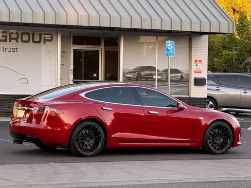 Used 2016 Tesla Model S 60D AWD/4WD image 8