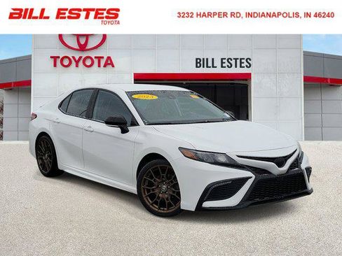 Certified 2023 Toyota Camry SE image 1