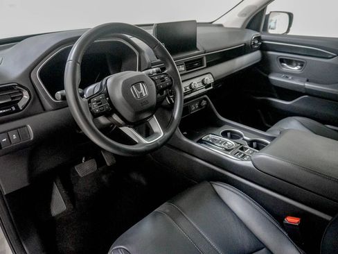 Used 2025 Honda Pilot Touring image 22