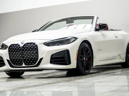 Used 2024 BMW M440i Convertible w/ Premium Package RWD image 10
