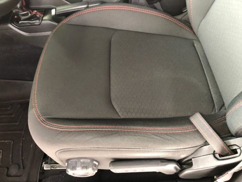 Used 2022 Jeep Wrangler Unlimited Rubicon w/ Steel Bumper Group image 18