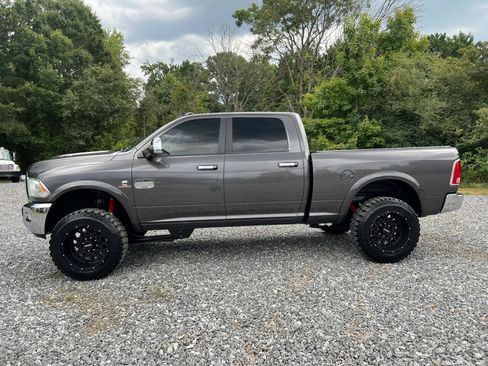 Used 2014 RAM 2500 Longhorn AWD/4WD image 4