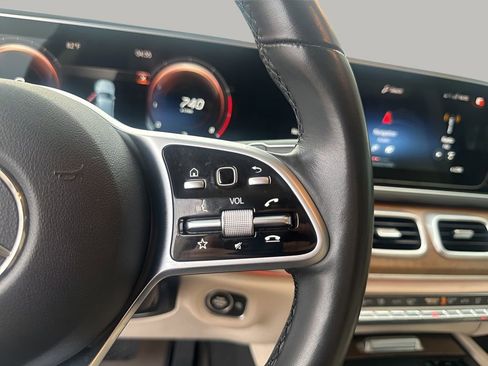 Used 2021 Mercedes-Benz GLE 350 4MATIC image 32