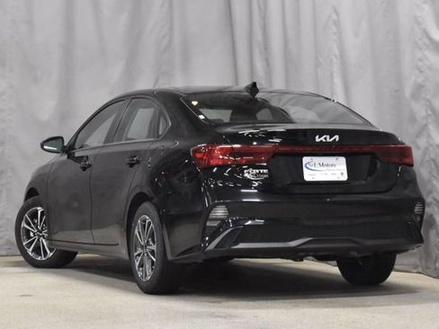 Used 2024 Kia Forte LXS image 7