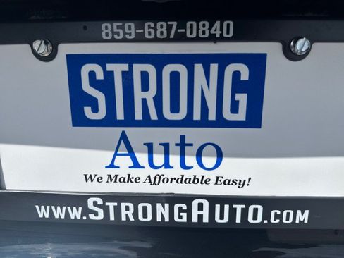 Used 2023 Nissan Rogue SV AWD/4WD image 19