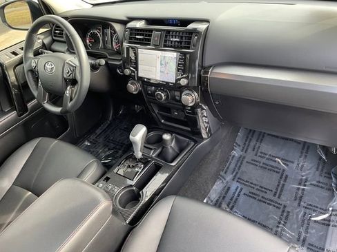 Used 2022 Toyota 4Runner TRD Off-Road Premium image 30