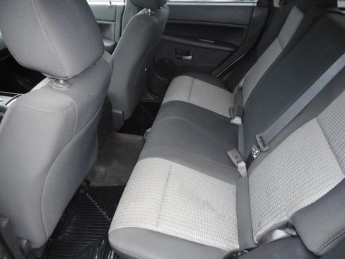 Used 2009 Jeep Grand Cherokee Laredo AWD/4WD image 17