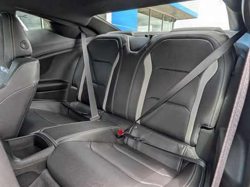 Certified 2024 Chevrolet Camaro SS RWD image 9