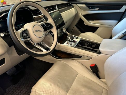 Used 2024 Jaguar F-PACE R-Dynamic S AWD/4WD image 4