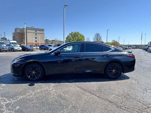 Used 2022 Lexus ES 300h w/ Accessory Package 2 FWD image 4