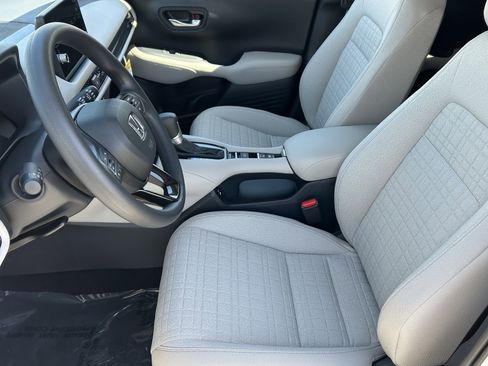 New 2027 Honda HR-V LX image 16