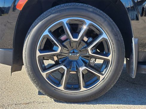 Certified 2022 Chevrolet Tahoe RST w/ Sport Performance Package image 12