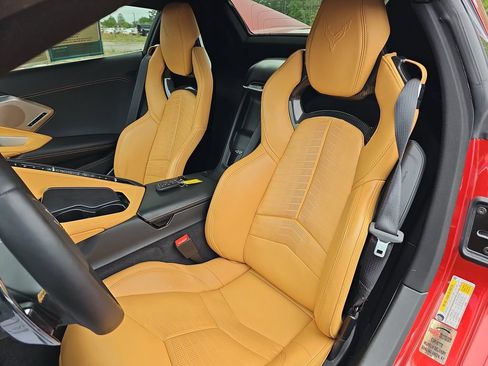 Used 2023 Chevrolet Corvette Stingray Preferred Conv w/ Z51 Performance Package RWD image 19