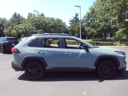 Used 2020 Toyota RAV4 TRD Off-Road w/ TRD Off-Road Weather Package AWD/4WD image 6
