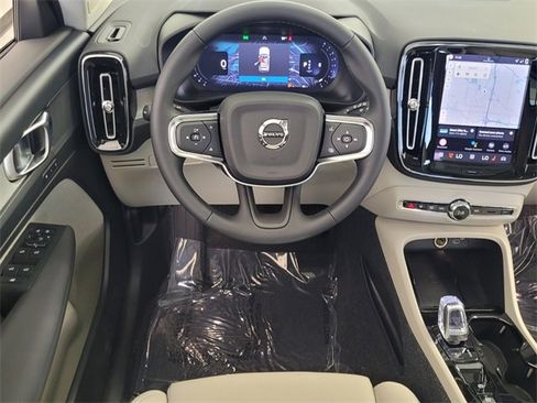 New 2026 Volvo XC40 B5 Plus w/ Protection Package Premier image 7