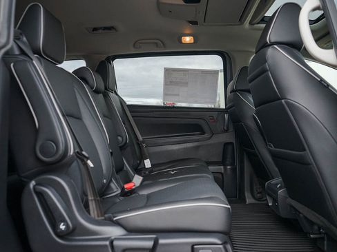 New 2026 Honda Odyssey Elite image 13