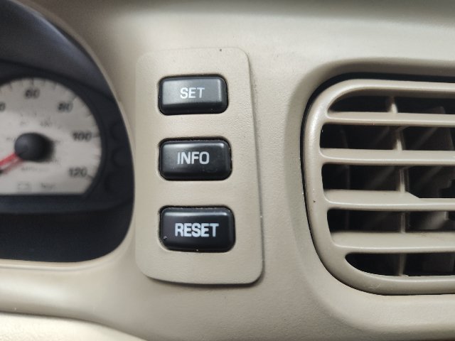 Used 2007 Ford Taurus SEL FWD image 25