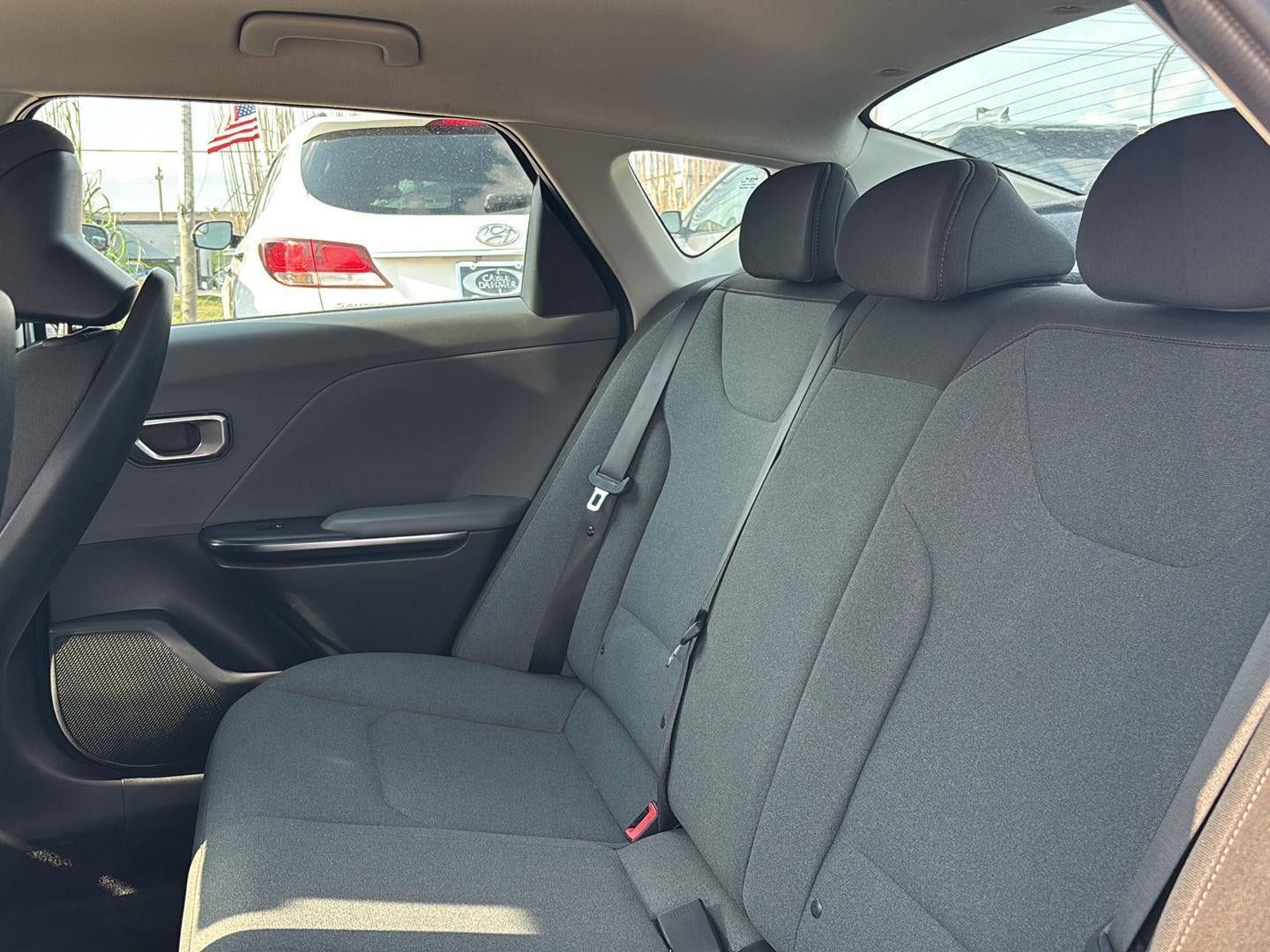 Used 2025 Kia K4 FWD image 21