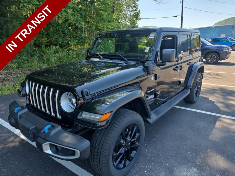Used 2022 Jeep Wrangler Unlimited Sahara w/ Cold Weather Group AWD/4WD image 1