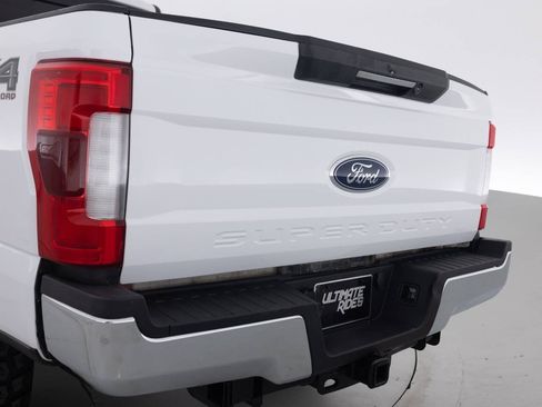Used 2019 Ford F250 Lariat w/ Lariat Ultimate Package AWD/4WD image 17